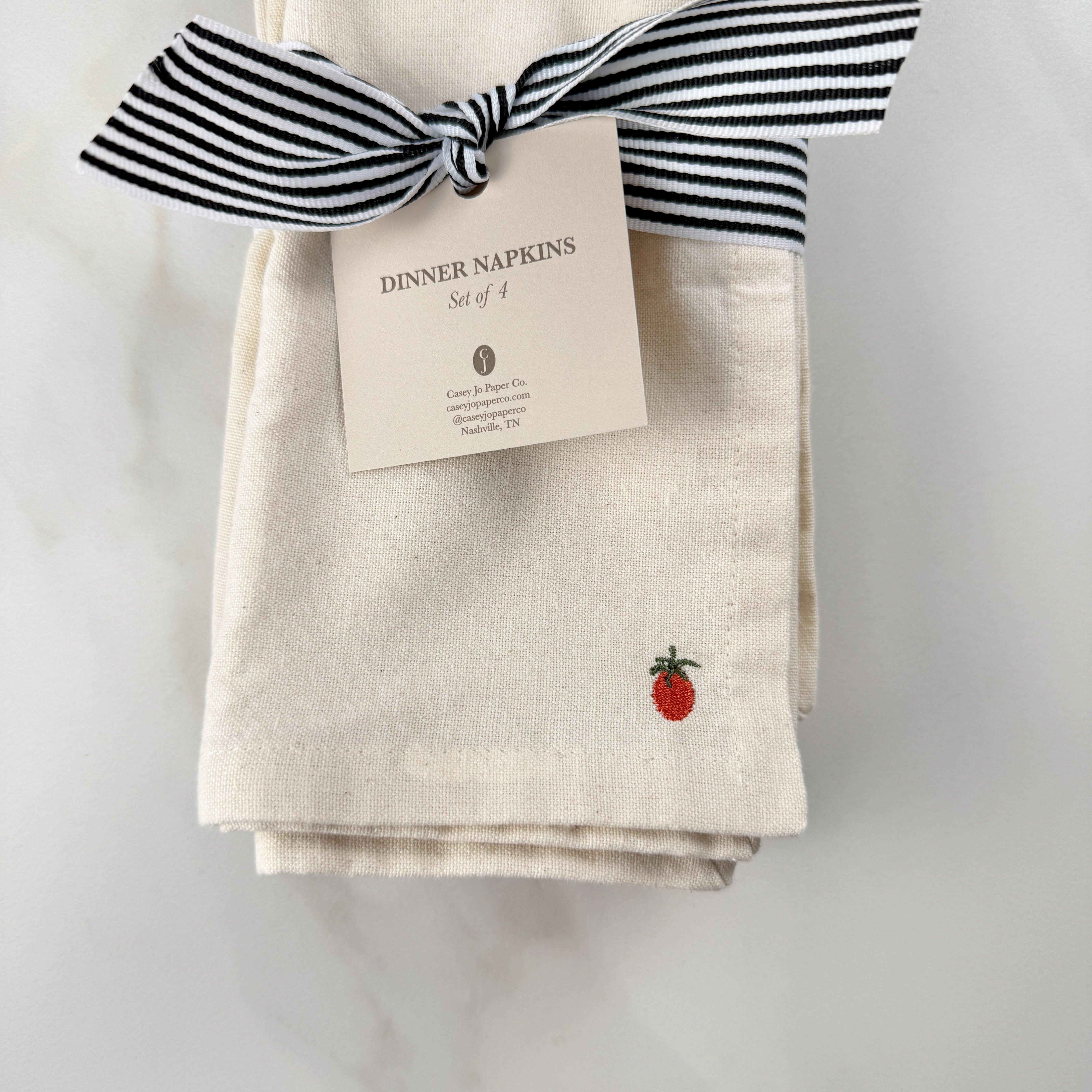 Tomato Embroidered Dinner Napkin Set